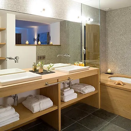 Porto-vecchio Sleeps 10 Pool *